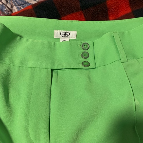 Capris - Picture 2 of 7